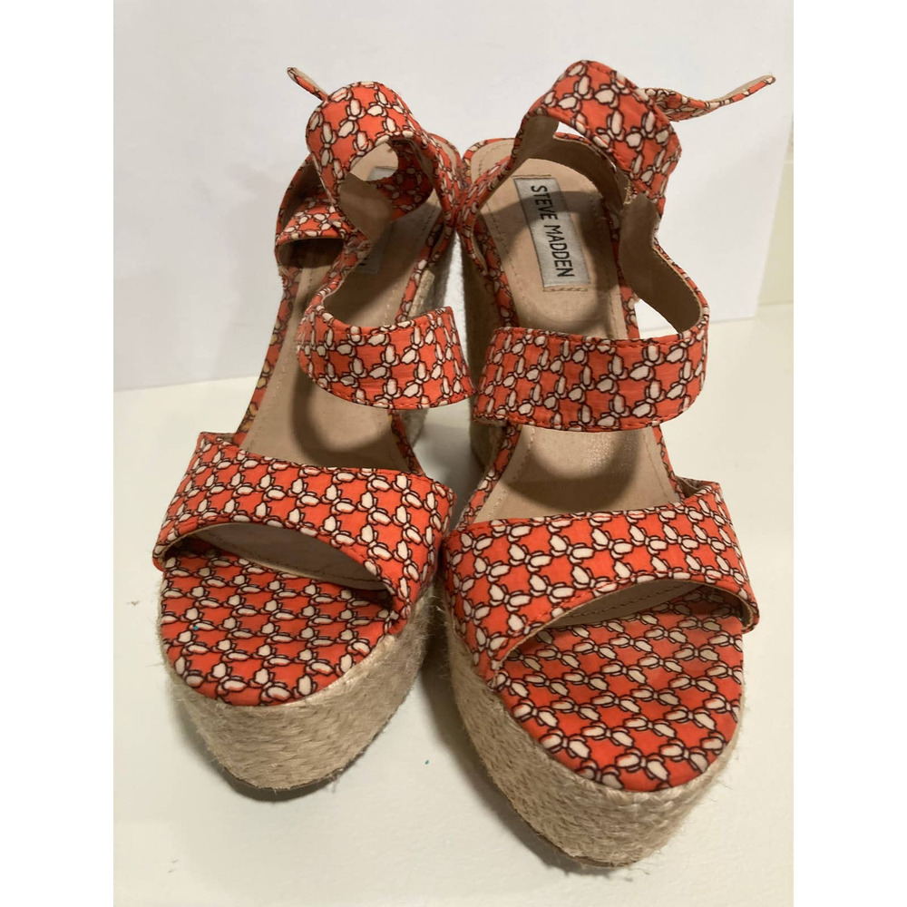 Steve Madden printed sandal‎ size 6